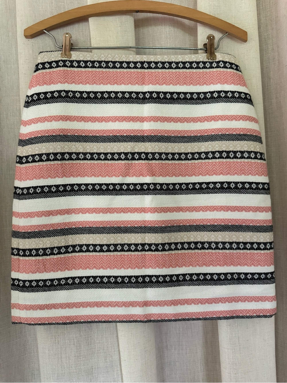 LOFT Costa Jacquard Striped Skirt Pink Size 4P petite